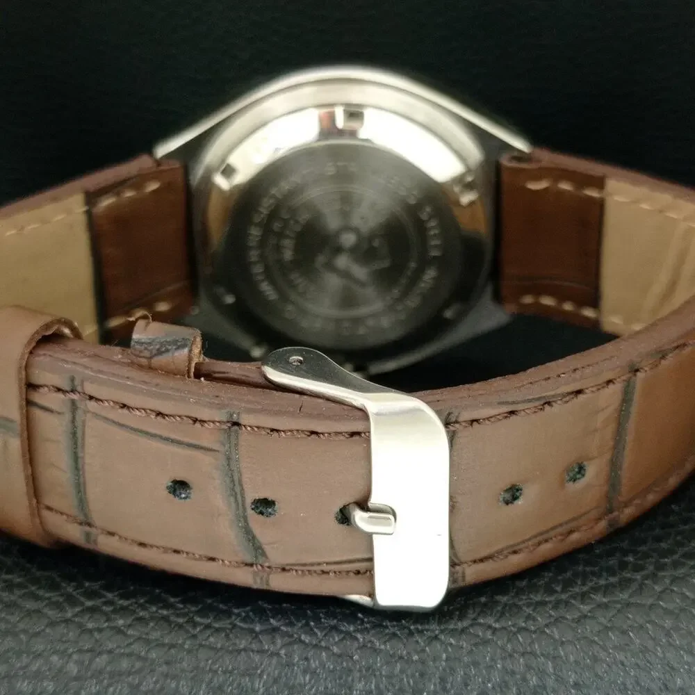 Vintage 1970 Ricoh Automatic Mens Silver Watch W/daydate & Gold accents